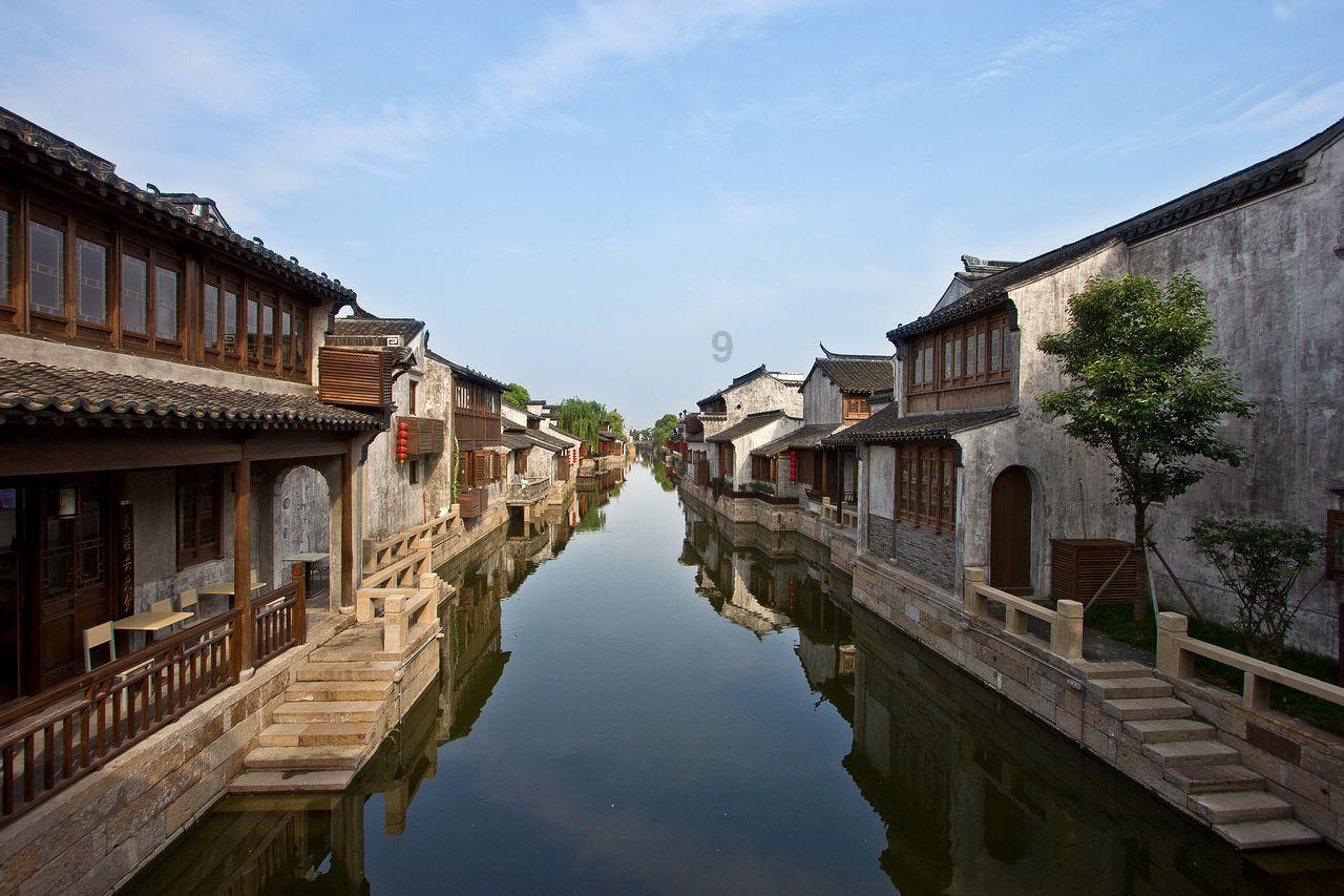 逃出诡异庄园